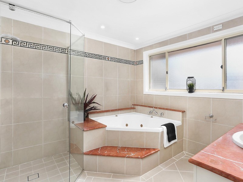 41 Castlewood Drive, Castle Hill NSW 2154