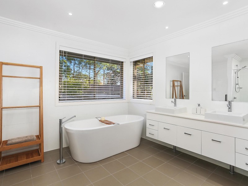 3 Greenvale Place, Castle Hill NSW 2154
