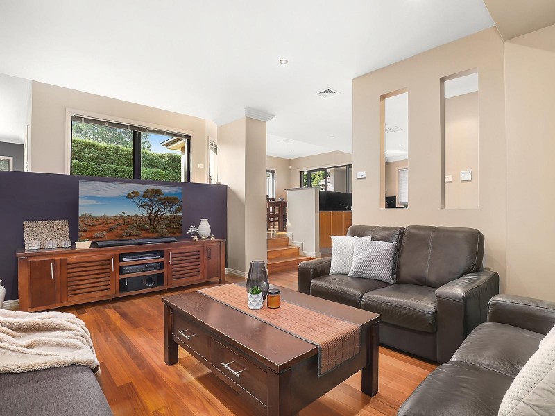 6 Grand Way, Castle Hill NSW 2154