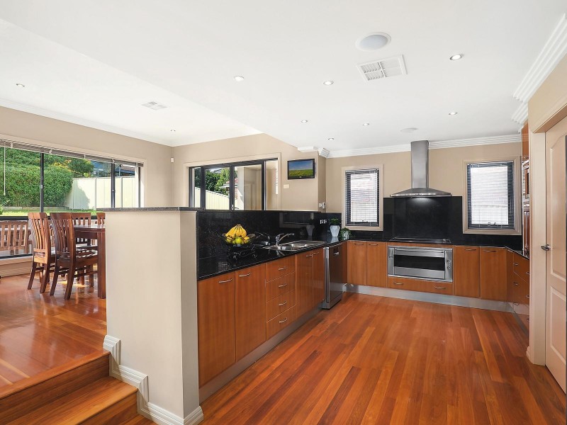 6 Grand Way, Castle Hill NSW 2154