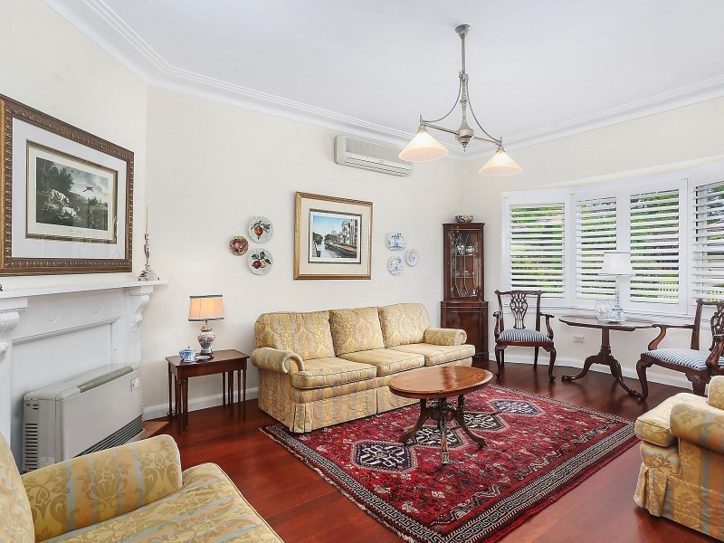 9 Raymond Avenue, Warrawee NSW 2074