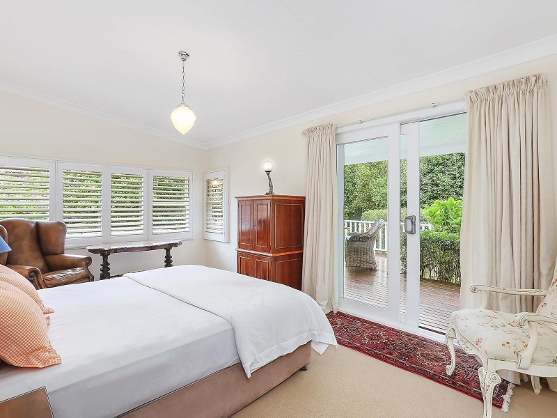 9 Raymond Avenue, Warrawee NSW 2074