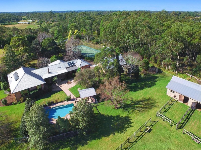 15 Peebles Road, Arcadia NSW 2159