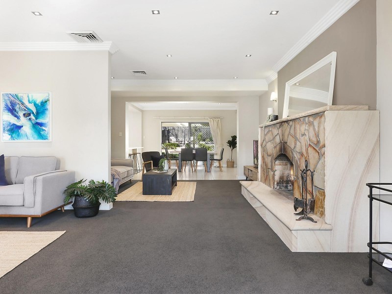 10 White Cedar Drive, Castle Hill NSW 2154