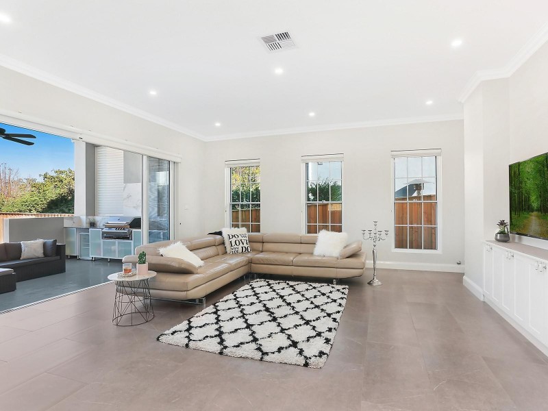 29 Keswick Avenue, Castle Hill NSW 2154