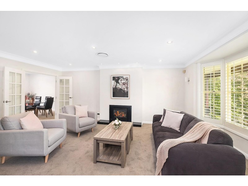 7 Harlech Court, Castle Hill NSW 2154