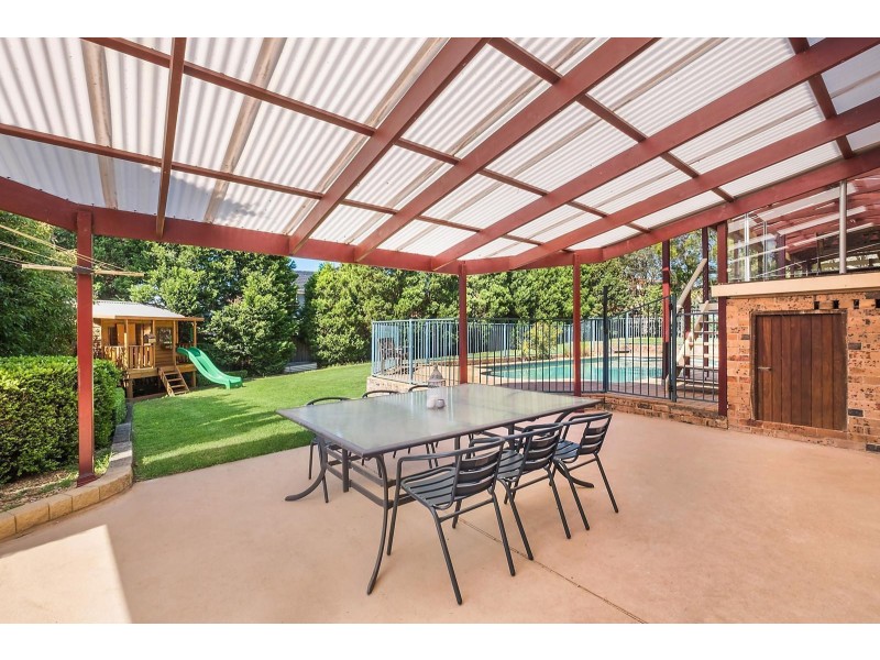 7 Harlech Court, Castle Hill NSW 2154