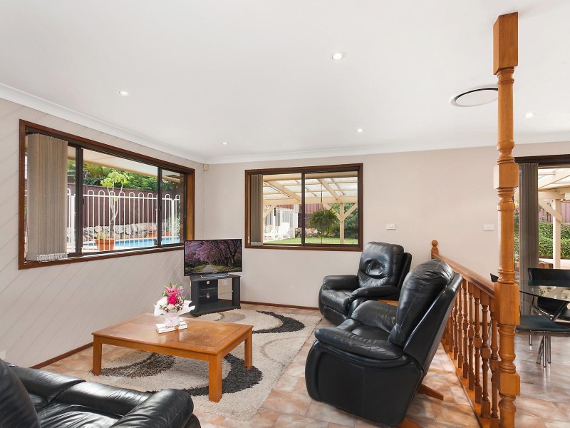 6 Elliott Place, Baulkham Hills NSW 2153