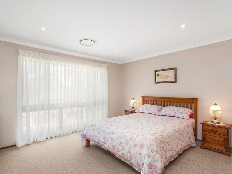 6 Elliott Place, Baulkham Hills NSW 2153