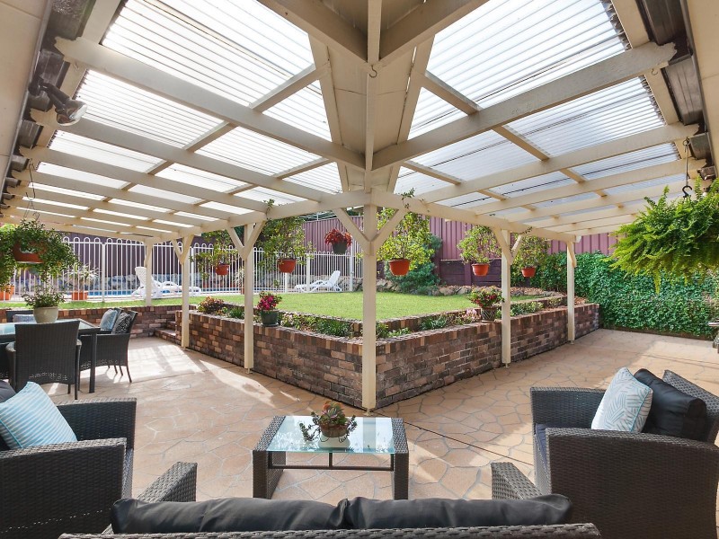 6 Elliott Place, Baulkham Hills NSW 2153