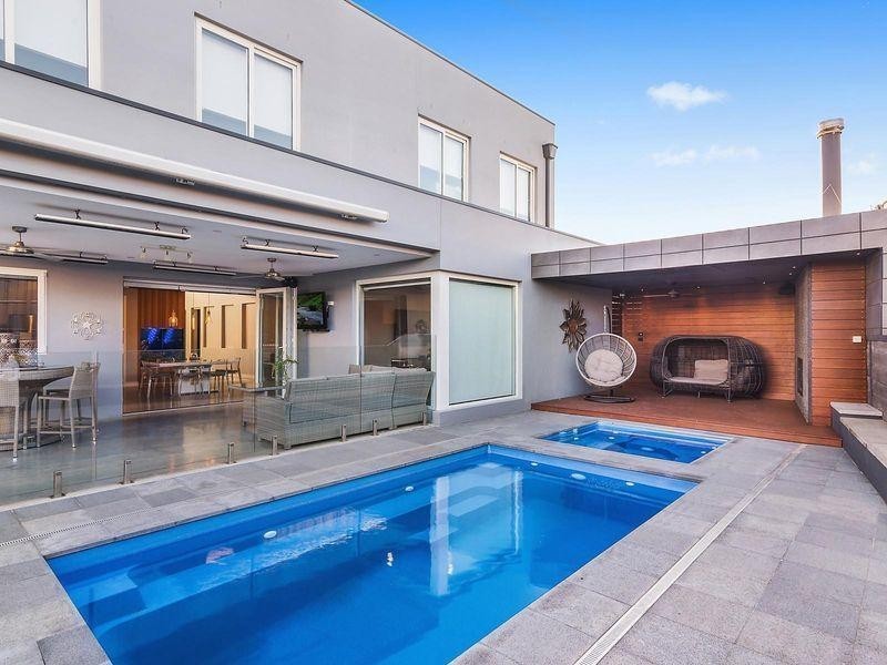 5 Lewis Jones Drive, Kellyville NSW 2155