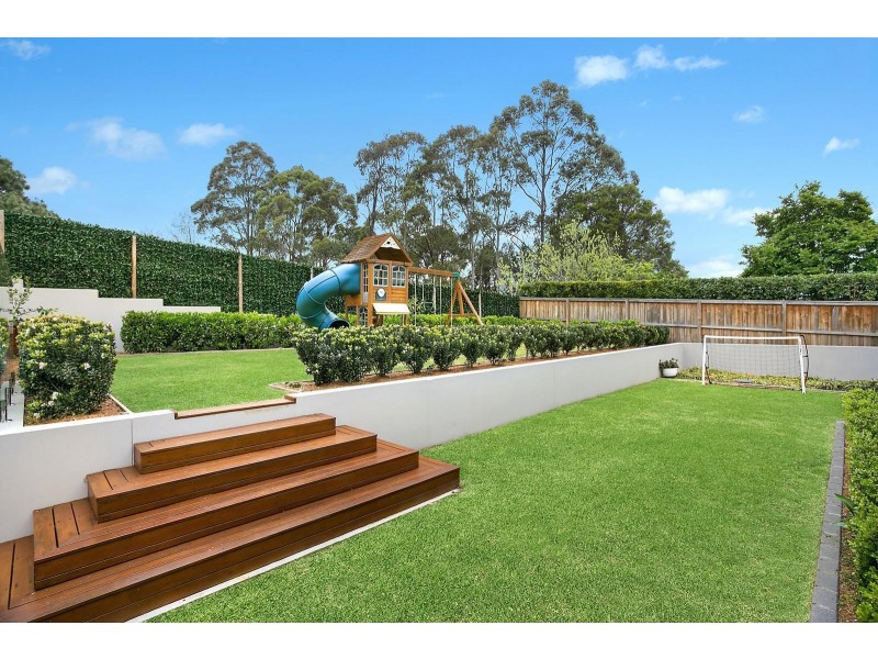 7 Carioca Court, West Pennant Hills NSW 2125