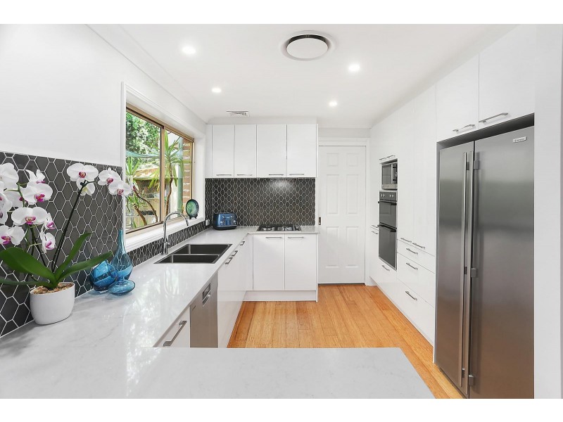 10 Longley Place, Castle Hill NSW 2154