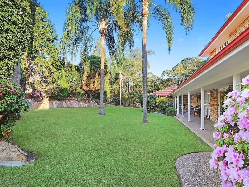 7 Bracken Fell Close, Castle Hill NSW 2154