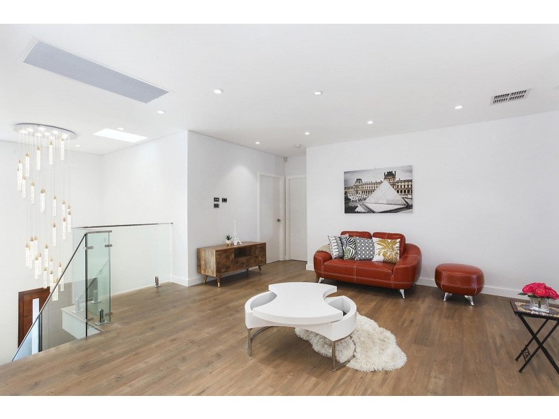 6 Bowman Avenue, Castle Hill NSW 2154