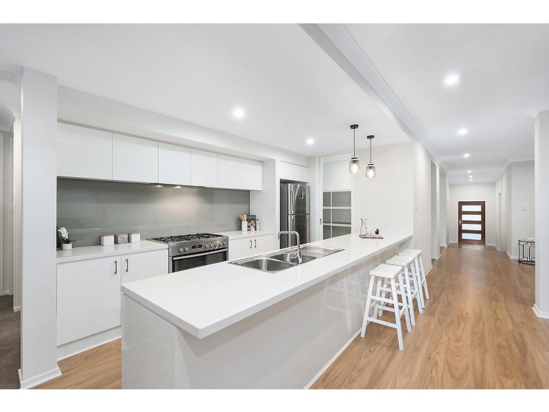 21 Bresnihan Avenue, Kellyville NSW 2155