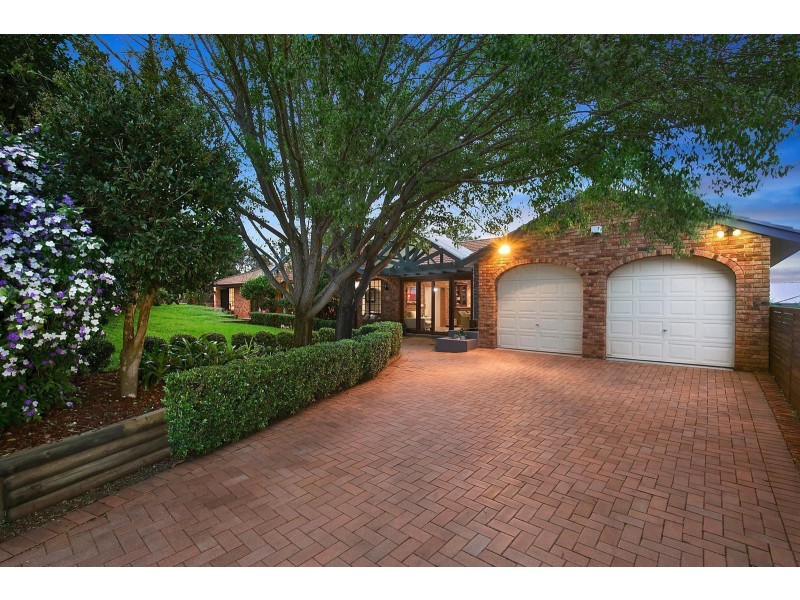 11 Gordonia Grove, Baulkham Hills NSW 2153