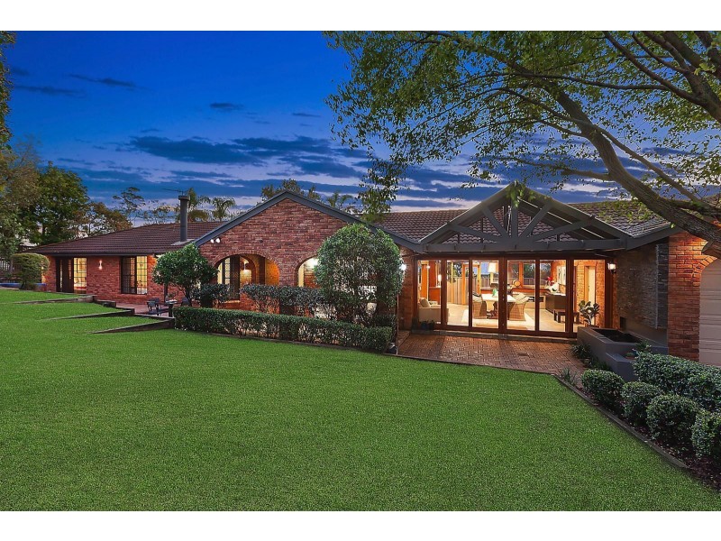 11 Gordonia Grove, Baulkham Hills NSW 2153