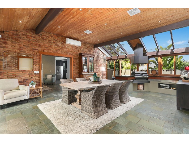 11 Gordonia Grove, Baulkham Hills NSW 2153
