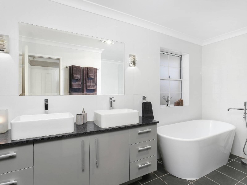 11 Gordonia Grove, Baulkham Hills NSW 2153