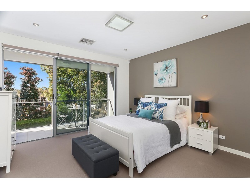 28 Peninsula Way, Bella Vista NSW 2153