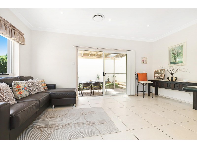37 Linden Way, Bella Vista NSW 2153