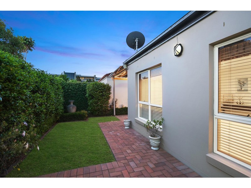 37 Linden Way, Bella Vista NSW 2153