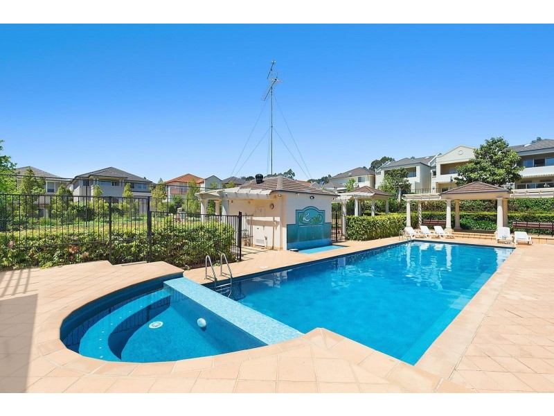 37 Linden Way, Bella Vista NSW 2153