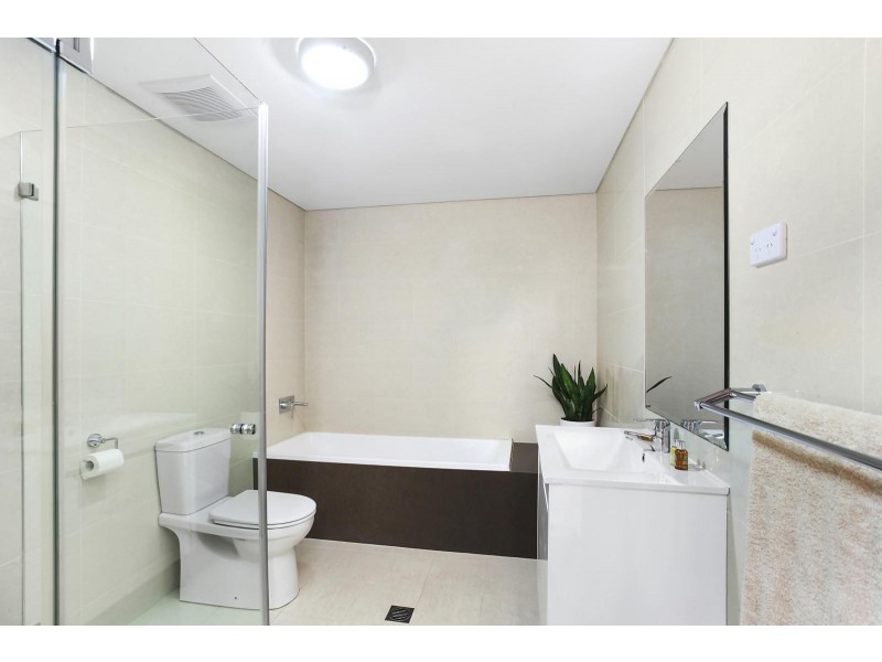 18/5 Sherwin Avenue, Castle Hill NSW 2154