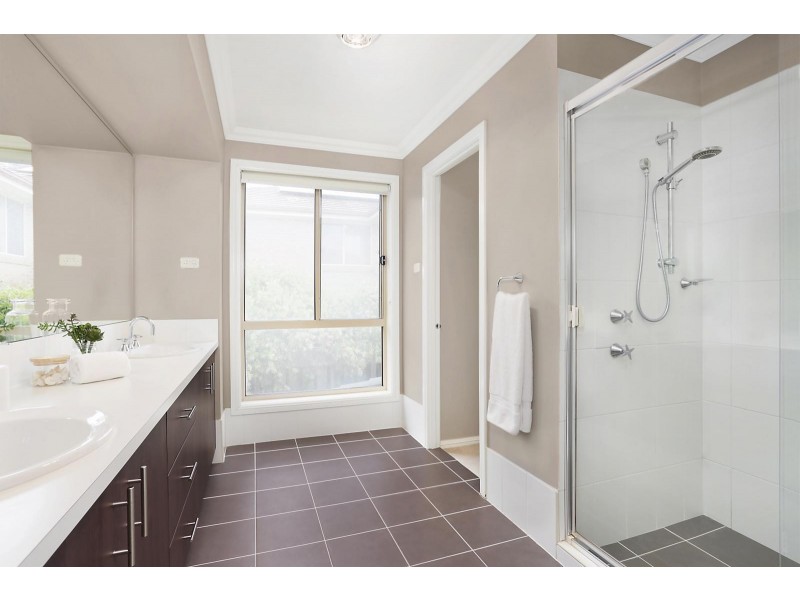 6 Oakwood Place, Kellyville NSW 2155