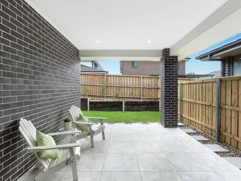 73 Stamford Bridge Avenue, Kellyville NSW 2155