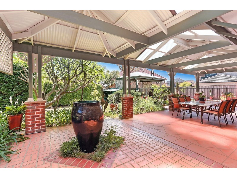 6 Domain Court, Bella Vista NSW 2153