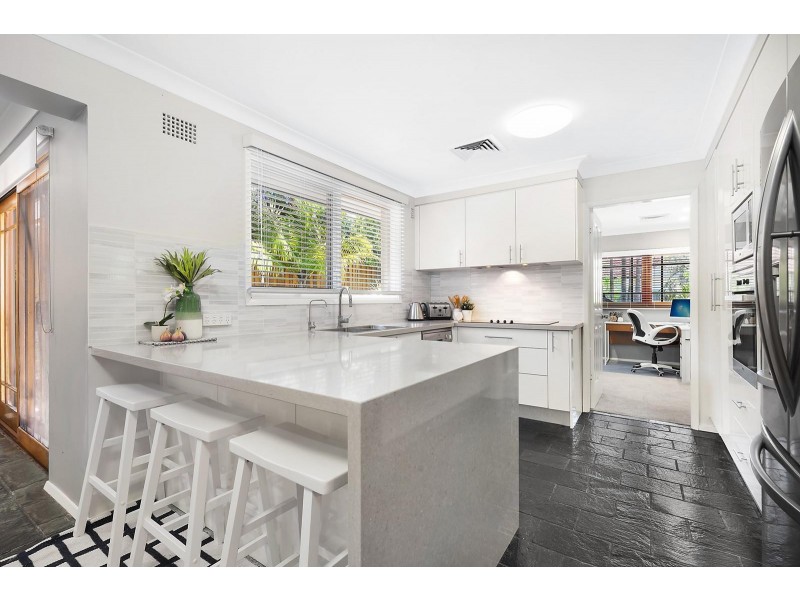 2 Derwent Place, Castle Hill NSW 2154