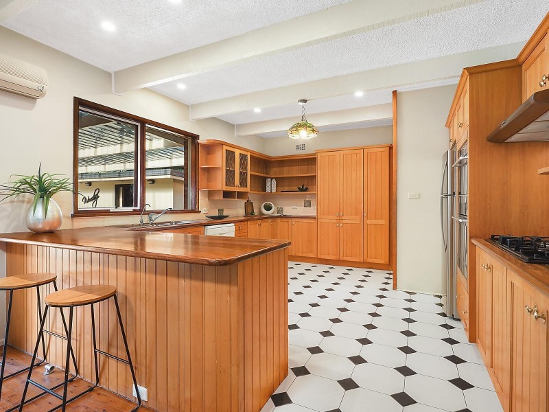 27 Roxborough Park Road, Baulkham Hills NSW 2153