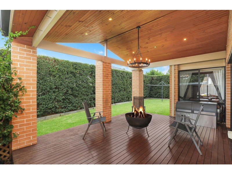 6 Mungerie Road, Beaumont Hills NSW 2155