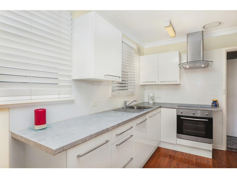 8 Saipan Avenue, Lethbridge Park NSW 2770