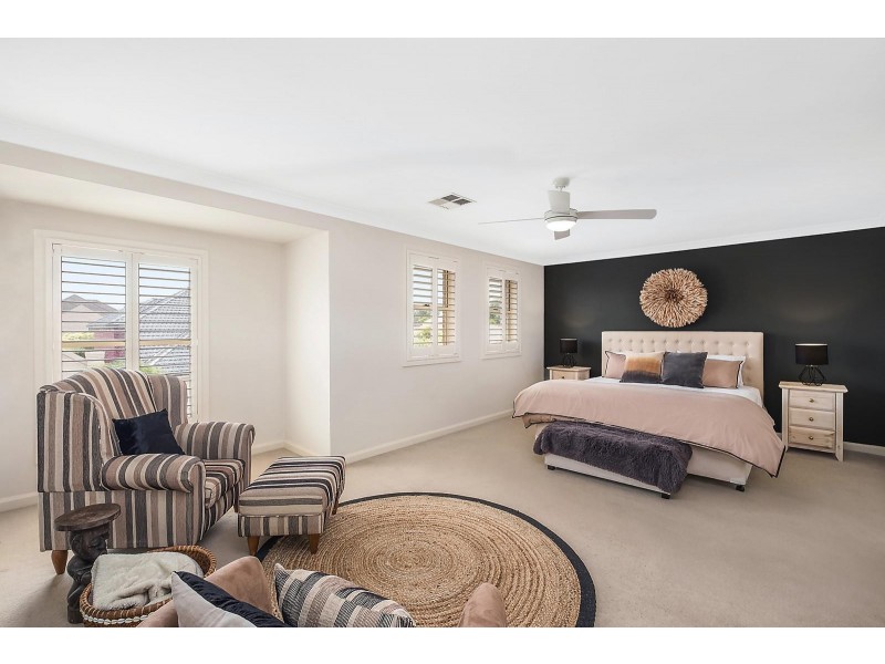 12 Queens Court, Castle Hill NSW 2154