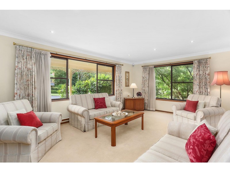 11 Galahad Crescent, Castle Hill NSW 2154