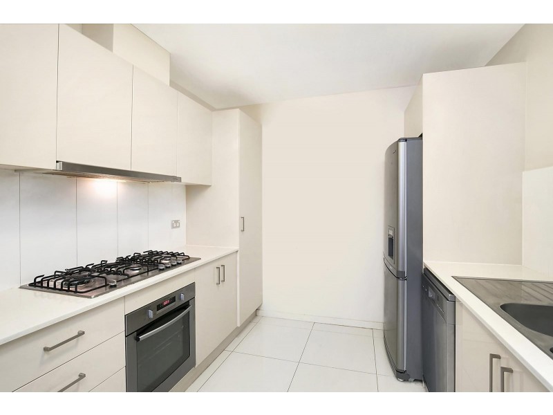 101/1 Russell Street, Baulkham Hills NSW 2153