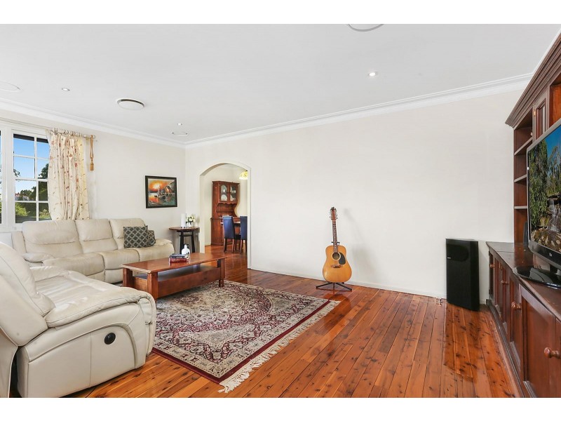 18 Suttor Place, Baulkham Hills NSW 2153