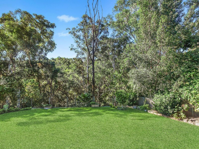 220 Ridgecrop Drive, Castle Hill NSW 2154