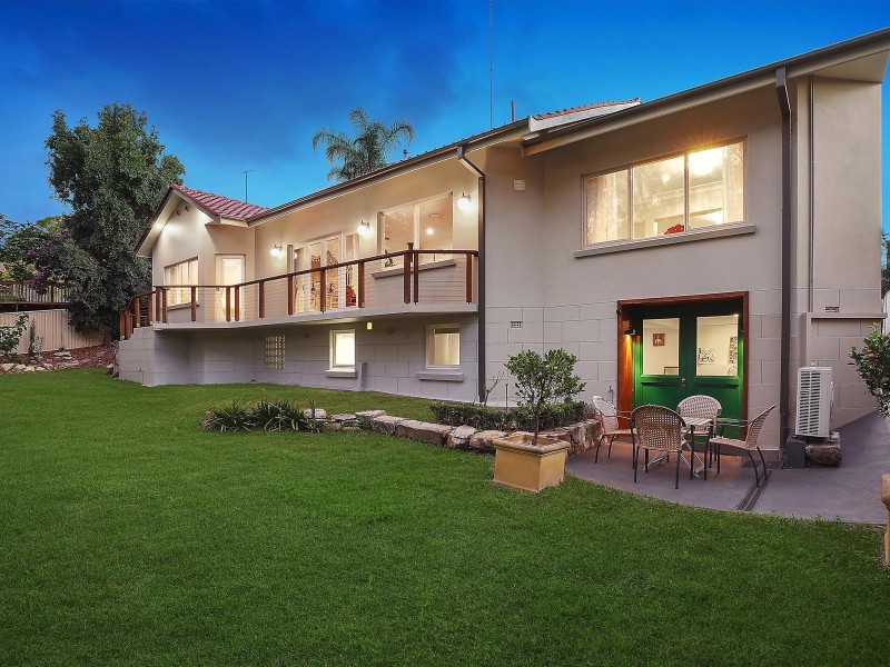 220 Ridgecrop Drive, Castle Hill NSW 2154