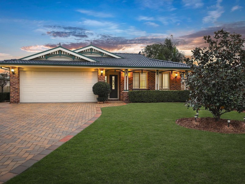 12 Aberdeen Place, Stanhope Gardens NSW 2768