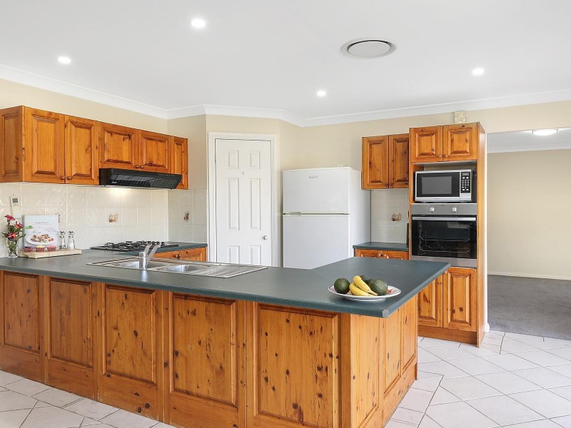 12 Aberdeen Place, Stanhope Gardens NSW 2768