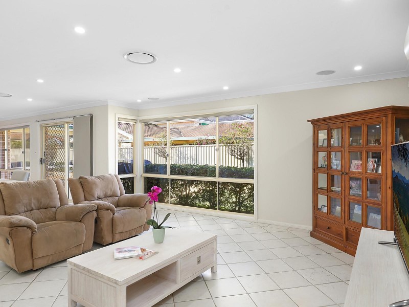 12 Aberdeen Place, Stanhope Gardens NSW 2768