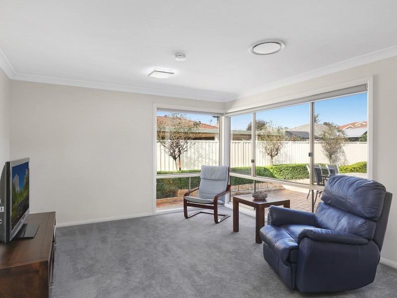 12 Aberdeen Place, Stanhope Gardens NSW 2768