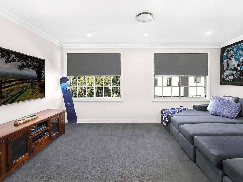 21 Woodstream Crescent, Kellyville NSW 2155