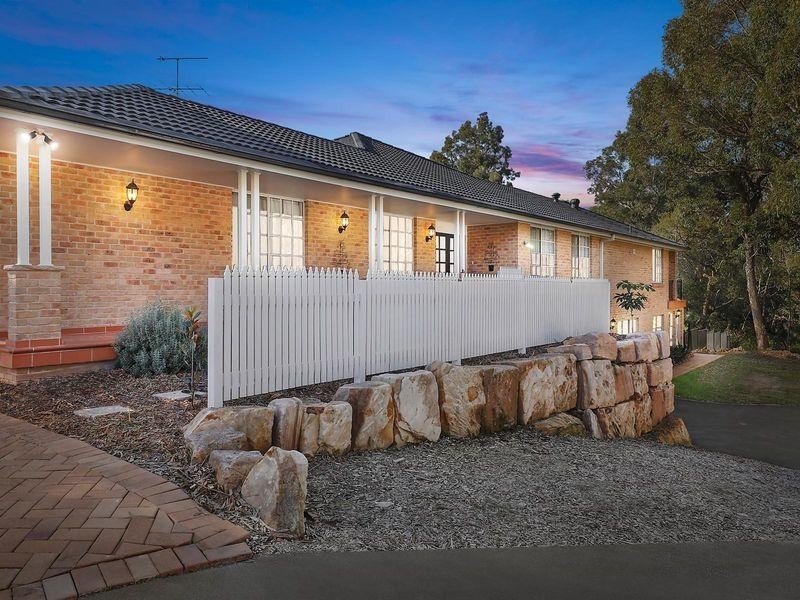 21 Woodstream Crescent, Kellyville NSW 2155