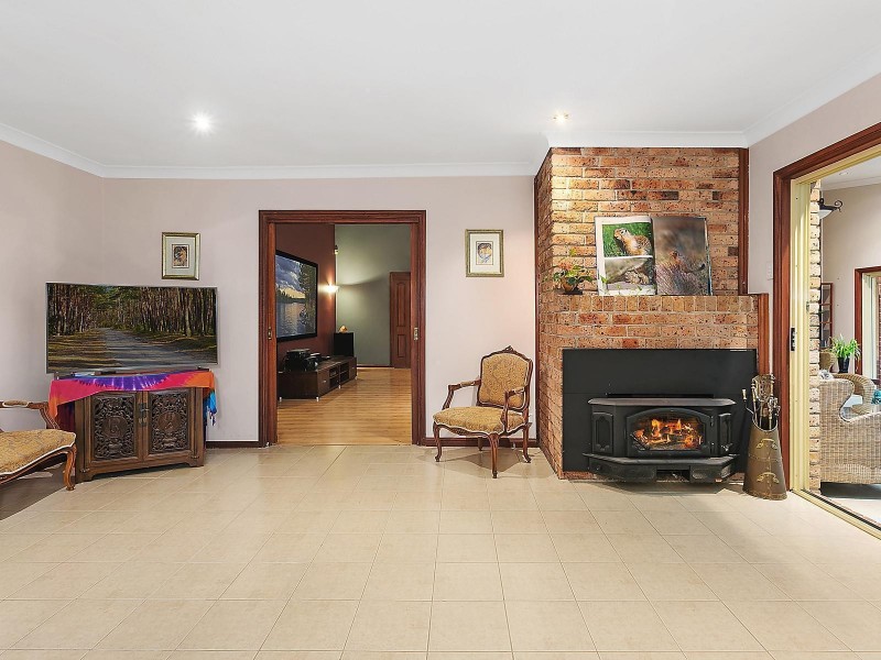 11 Pioneer Place, Castle Hill NSW 2154