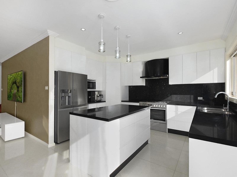 1 Falabella Street, Beaumont Hills NSW 2155